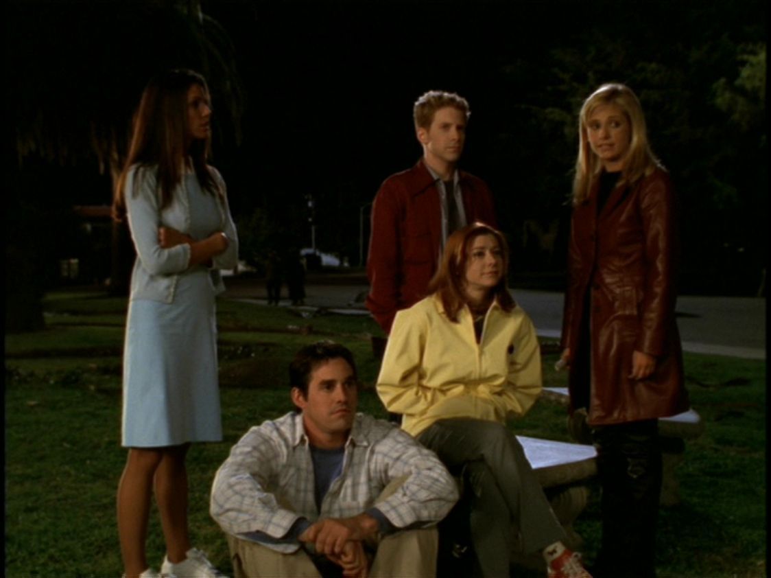 Buffy-Series-3-Graduation-day-Part2-nicholas-brendon-6713092-1124-842